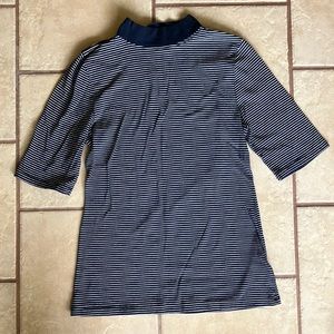 Anthropologie t.la striped mockneck tee navy striped size M